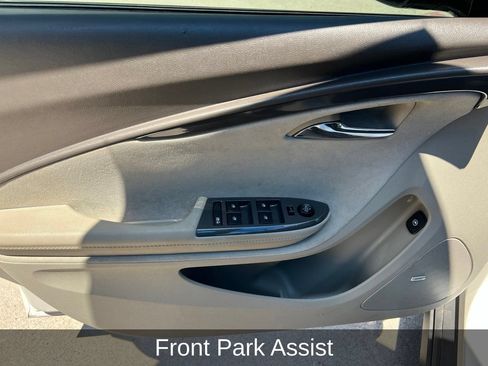 Used 2013 Chevrolet Volt Premium w/ Premium Trim Package FWD image 11