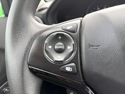 Used 2022 Honda HR-V EX image 17