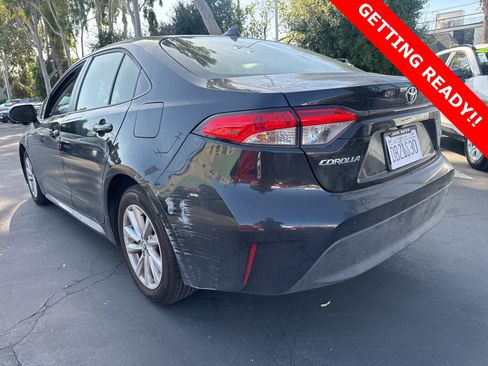 Used 2024 Toyota Corolla LE image 4