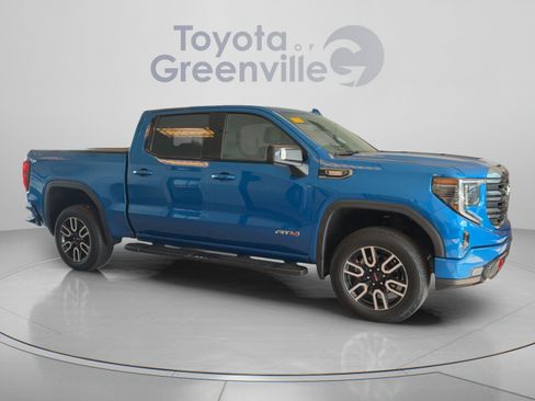Used 2022 GMC Sierra 1500 AT4 w/ AT4 Preferred Package AWD/4WD image 7