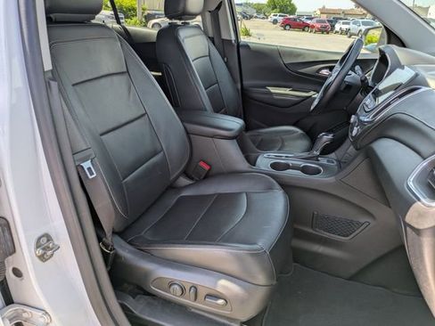 Used 2018 Chevrolet Equinox Premier AWD/4WD image 23