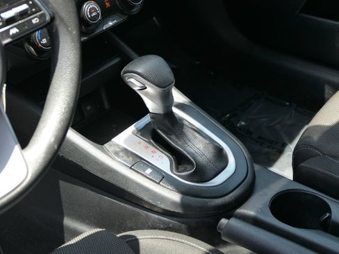 Used 2024 Kia Forte LXS FWD image 23
