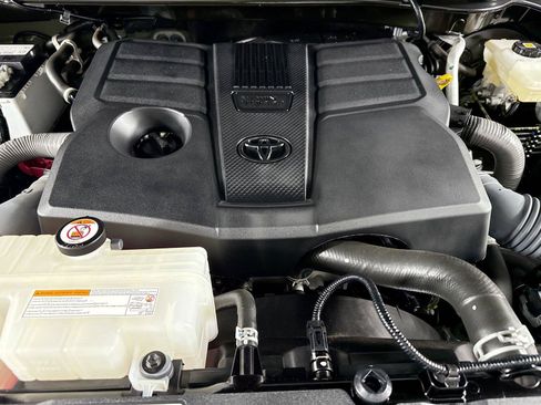 Used 2023 Toyota Tundra Limited w/ Power Package AWD/4WD image 44