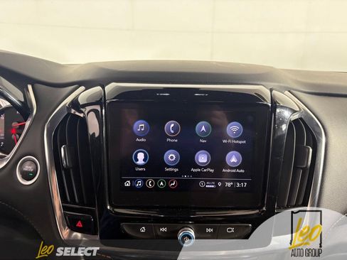 Used 2022 Chevrolet Traverse Premier w/ Redline Edition FWD image 19