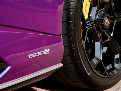 Used 2023 Lamborghini Huracan Tecnica RWD image 16