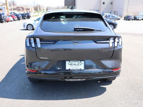 Used 2022 Ford Mustang Mach-E Premium image 5
