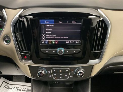 Certified 2022 Chevrolet Traverse LS FWD image 17