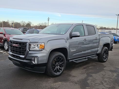 Used 2022 GMC Canyon Elevation w/ Elevation Premium Package image 3