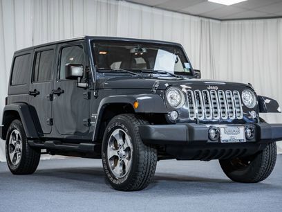 Used 2017 Jeep Wrangler Unlimited Sahara w/ Connectivity Group