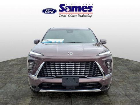 Used 2025 Buick Enclave Avenir w/ Super Cruise Package AWD/4WD image 8