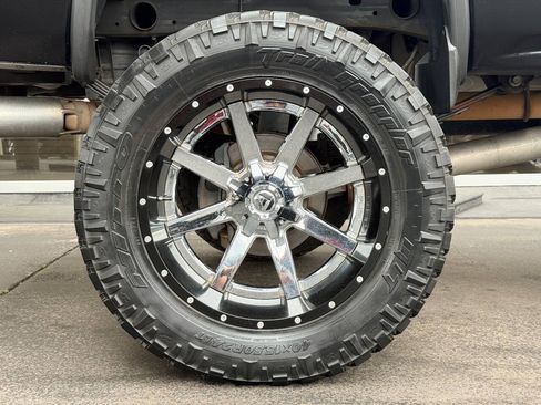 Used 2015 GMC Sierra 2500 Denali w/ Duramax Plus Package AWD/4WD image 13