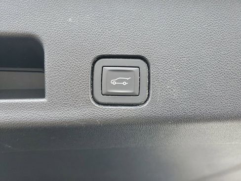 Certified 2024 GMC Acadia Elevation w/ LPO, Floor Liner Package AWD/4WD image 32