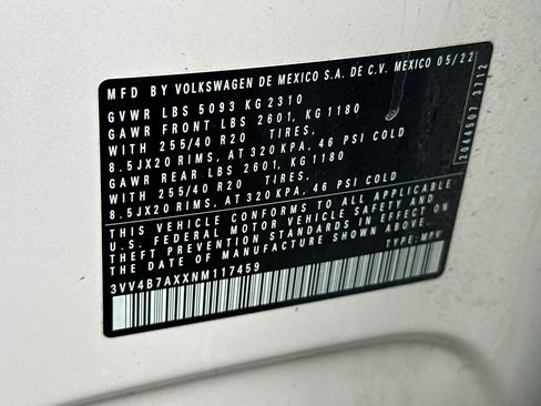 Used 2022 Volkswagen Tiguan SEL R-Line image 25