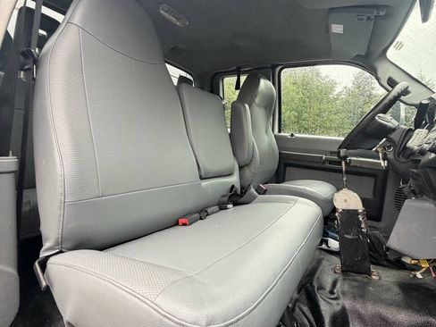 Used 2017 Ford F650 2WD SuperCab Super Duty image 41