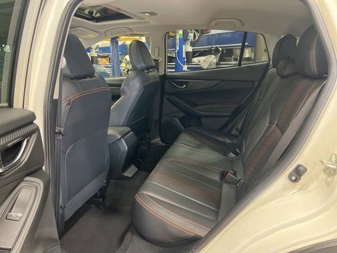 Certified 2022 Subaru Crosstrek 2.5i Limited w/ Moonroof Package 2 AWD/4WD image 11