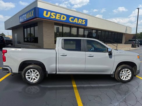 Used 2024 Chevrolet Silverado 1500 LT AWD/4WD image 2