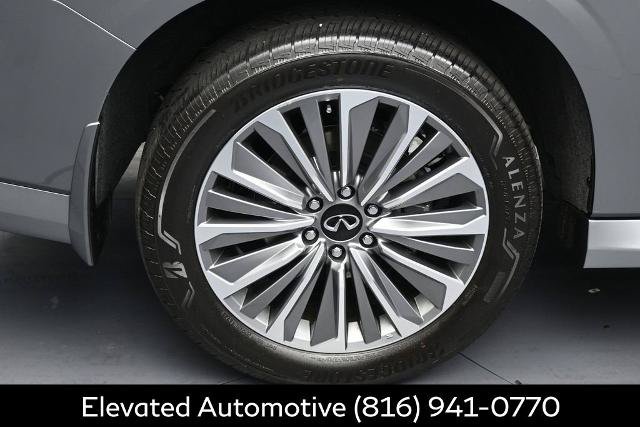 Certified 2026 INFINITI QX80 Luxe w/ Cargo Package AWD/4WD image 5