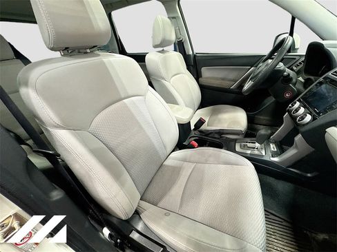 Used 2018 Subaru Forester 2.5i Premium image 28