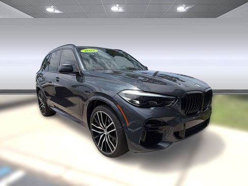 Used 2022 BMW X5 xDrive40i w/ M Sport Package AWD/4WD image 7