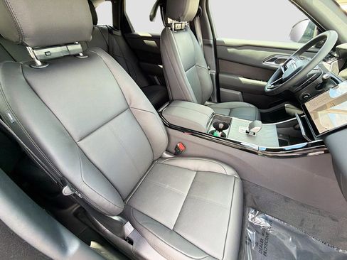 New 2026 Land Rover Range Rover Velar Dynamic SE image 15