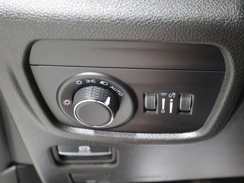Used 2023 Jeep Grand Cherokee L Laredo AWD/4WD image 31