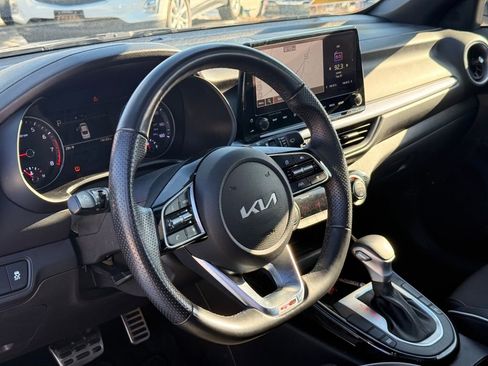 Used 2023 Kia Forte GT-Line w/ GT-Line Premium Package image 25