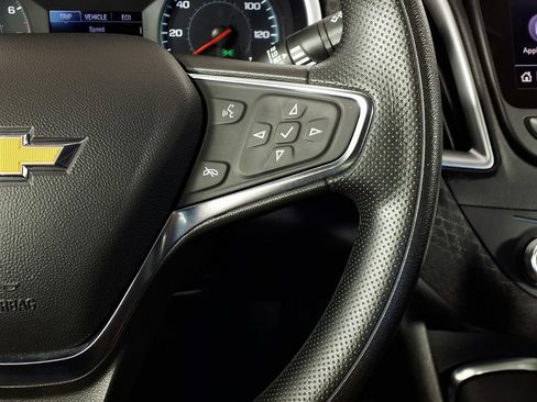 Used 2025 Chevrolet Malibu LT FWD image 19