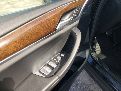 Used 2024 BMW X3 sDrive30i image 13