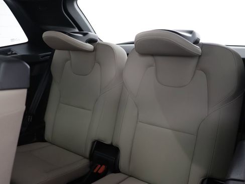 Used 2026 Volvo XC90 B6 Plus AWD/4WD image 15