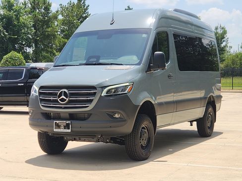 New 2026 Mercedes-Benz Sprinter 2500 image 2