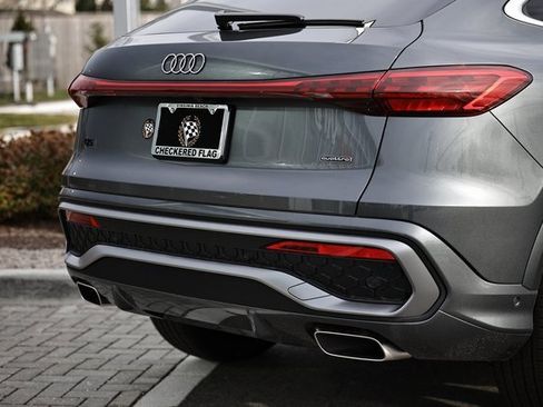 New 2025 Audi Q5 Premium image 9