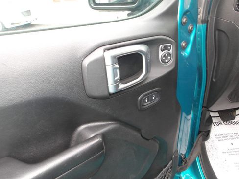 Used 2020 Jeep Wrangler Unlimited Sport S image 7