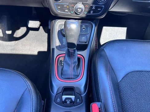 Used 2021 Jeep Compass Trailhawk w/ Sun and Sound Group AWD/4WD image 17