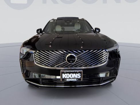 New 2026 Volvo XC90 T8 Plus w/ Protection Package Premier image 11