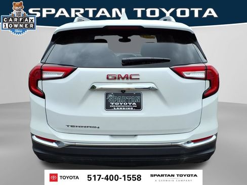 Used 2024 GMC Terrain SLT FWD image 7