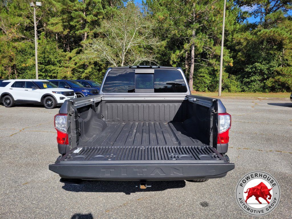 Used 2024 Nissan Titan SV w/ SV Convenience Package RWD image 14