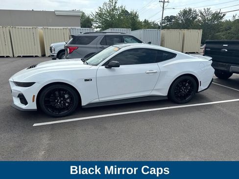 Used 2025 Ford Mustang GT Premium RWD image 10