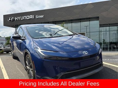 Used 2024 Toyota Prius XLE FWD image 1