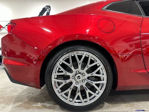 Used 2022 Chevrolet Camaro LT RWD image 12
