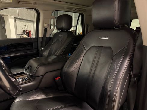Used 2018 Ford Expedition Max Platinum image 13