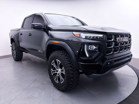Used 2023 GMC Canyon AT4 w/ AT4 Premium Package AWD/4WD image 11