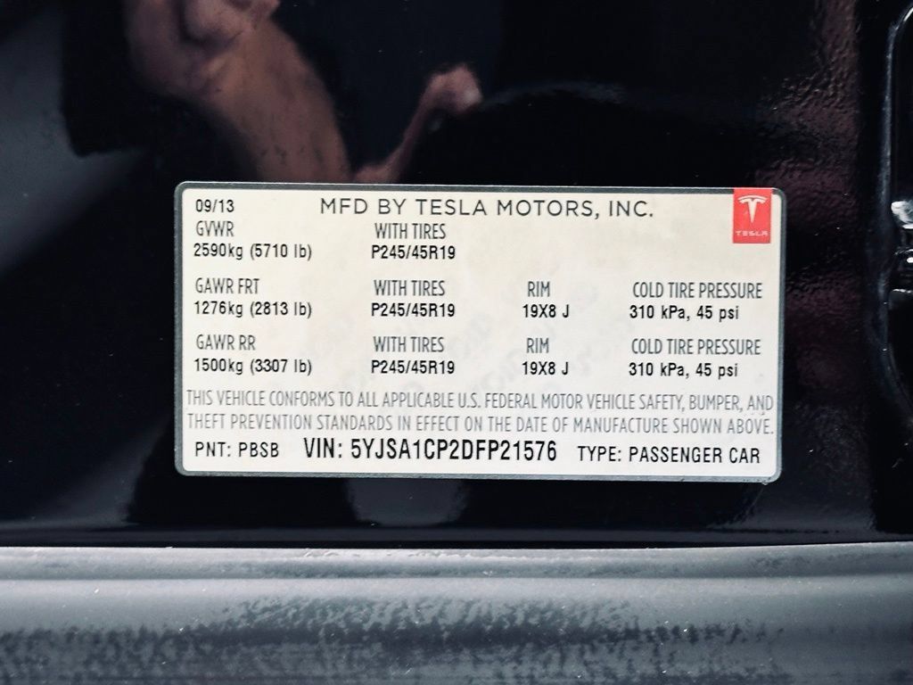 Used 2013 Tesla Model S Performance RWD image 43