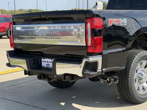 New 2026 Ford F350 King Ranch w/ Chrome Package image 38