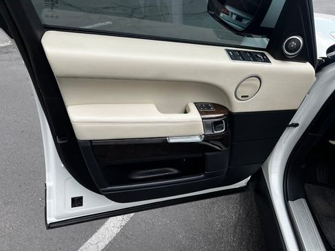 Used 2016 Land Rover Range Rover HSE AWD/4WD image 21