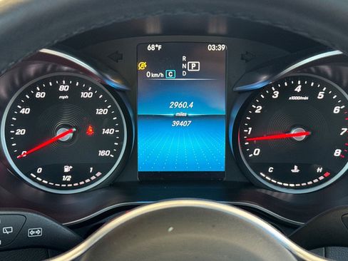 Used 2022 Mercedes-Benz GLC 300 image 24