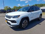 Certified 2022 Jeep Compass Limited image 3