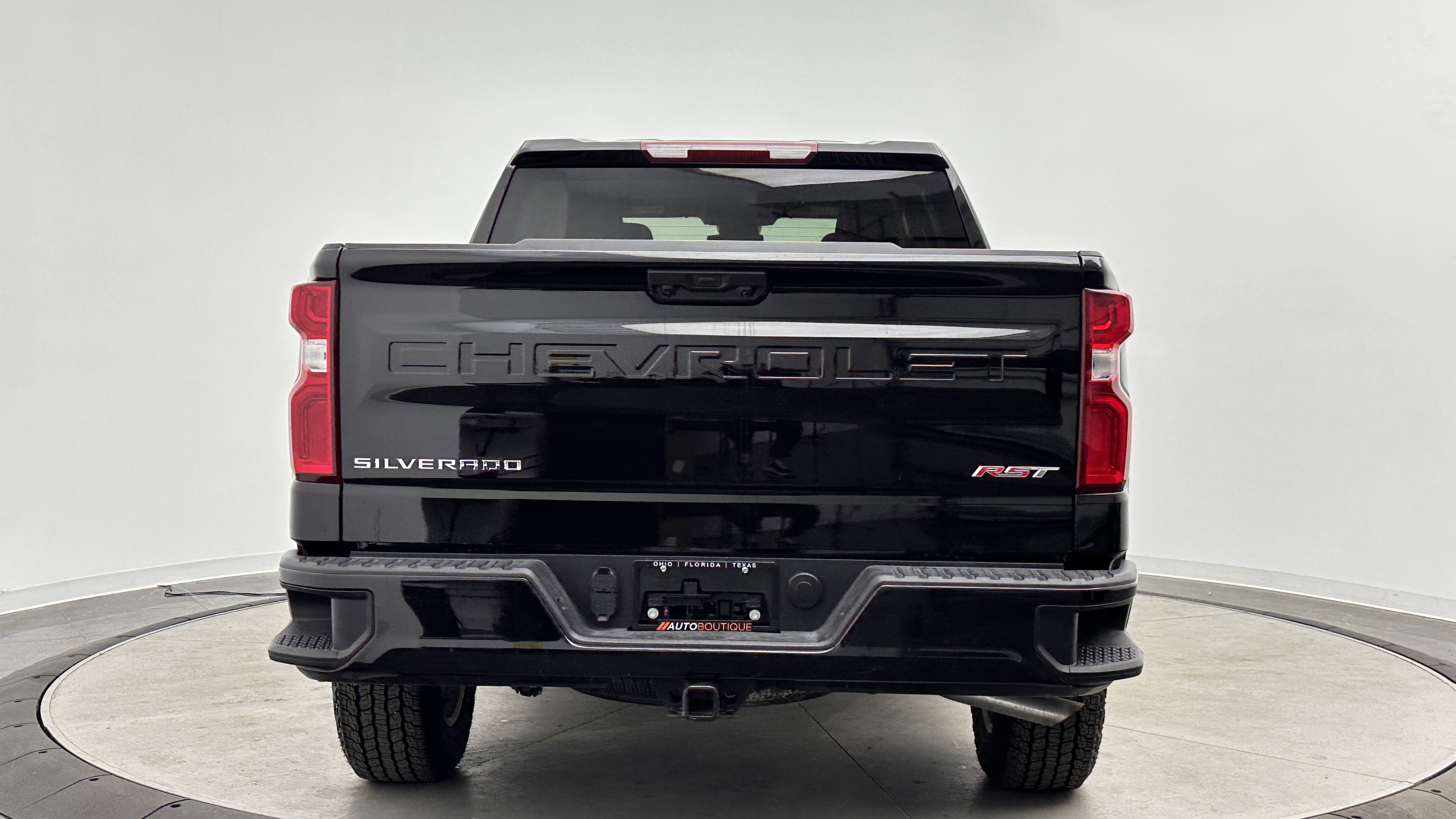 Used 2026 Chevrolet Silverado 1500 RST AWD/4WD image 7