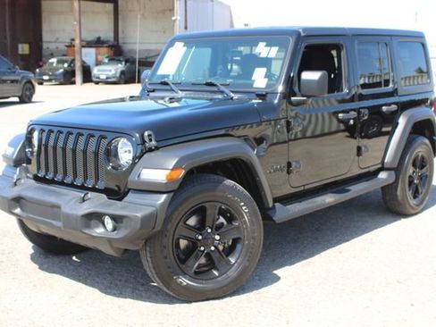 Used 2022 Jeep Wrangler Unlimited Sport AWD/4WD image 12