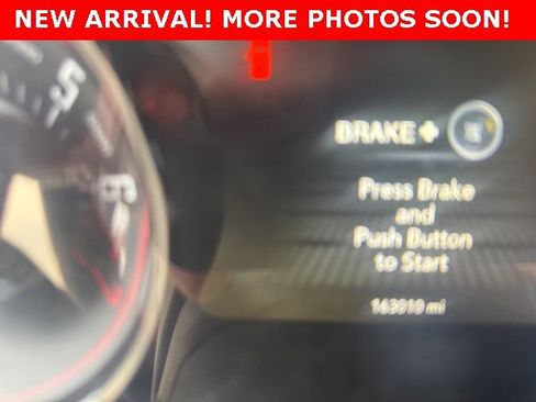 Used 2016 Dodge Challenger SXT w/ Blacktop Package image 9