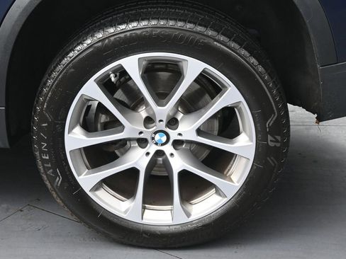 Used 2022 BMW X5 xDrive40i AWD/4WD image 34